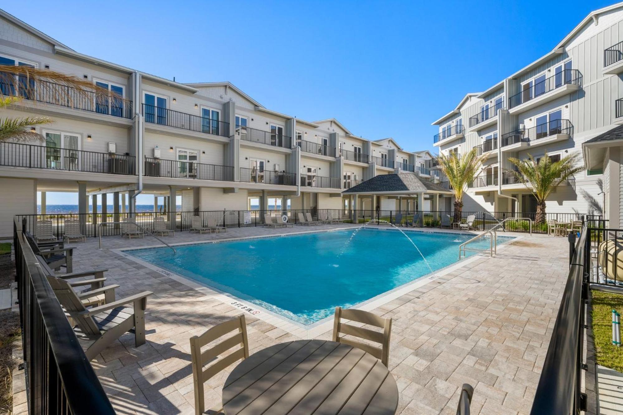 The Ricks Carlton By Pristine Properties Vacation Rentals Mexico Beach Extérieur photo